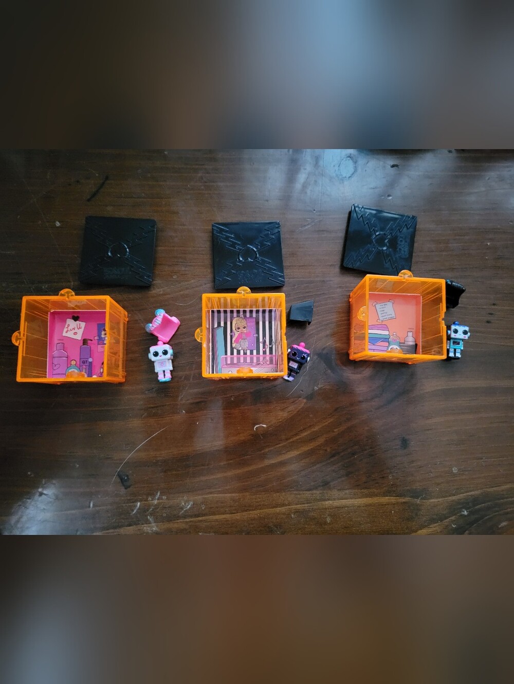 LOL Surprise TINY TOYS Mini Robot Dolls, Wigs, And Boxes, Lot Of 3